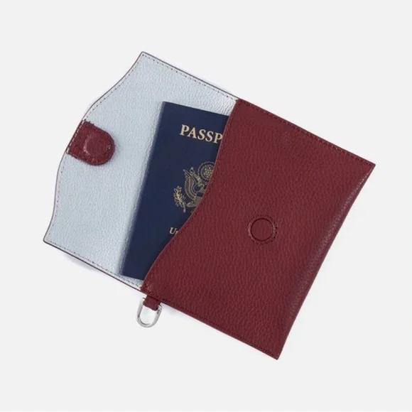 HOBO Vida Passport and Le Luxe Keychain Strap - Picture 3 of 11